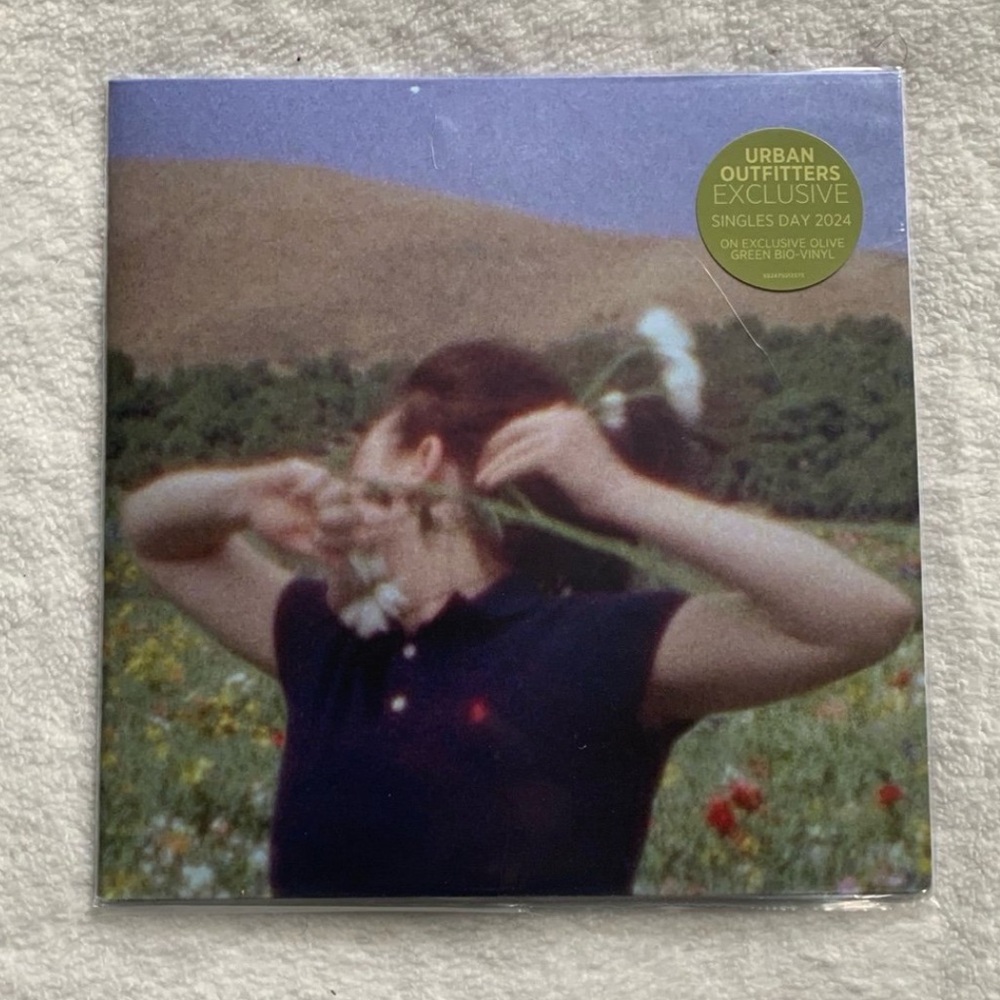 Billie Eilish Birds Of A Feather 7”  Vinyl